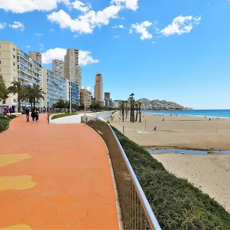 Sunset Waves Deluxe Poniente