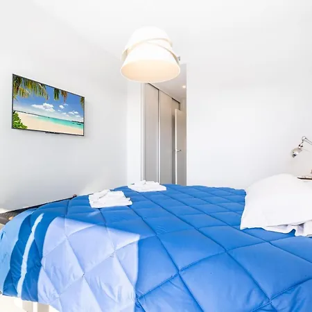 Sunset Waves Deluxe Poniente Appartement *