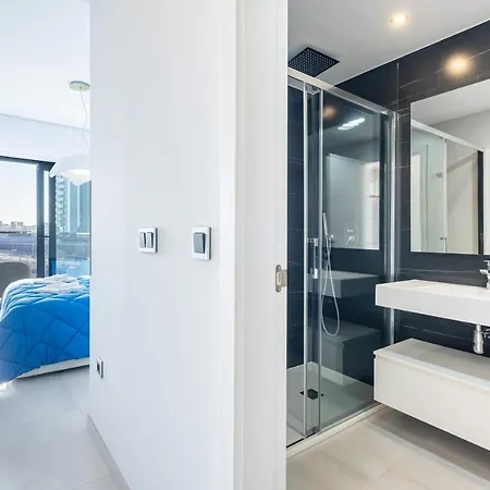 Sunset Waves Deluxe Poniente Apartment